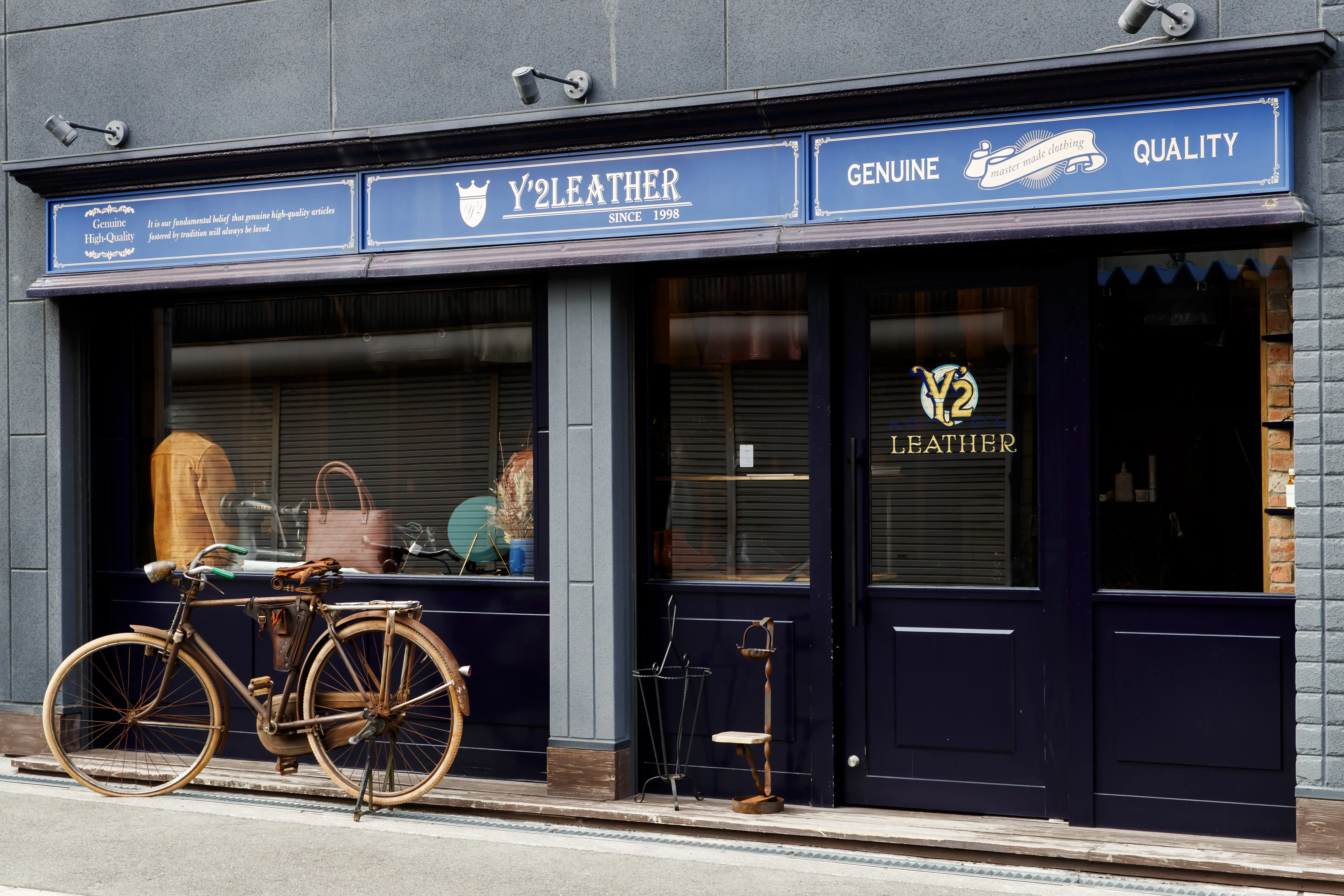 Y'2 LEATHER leather jacket brand